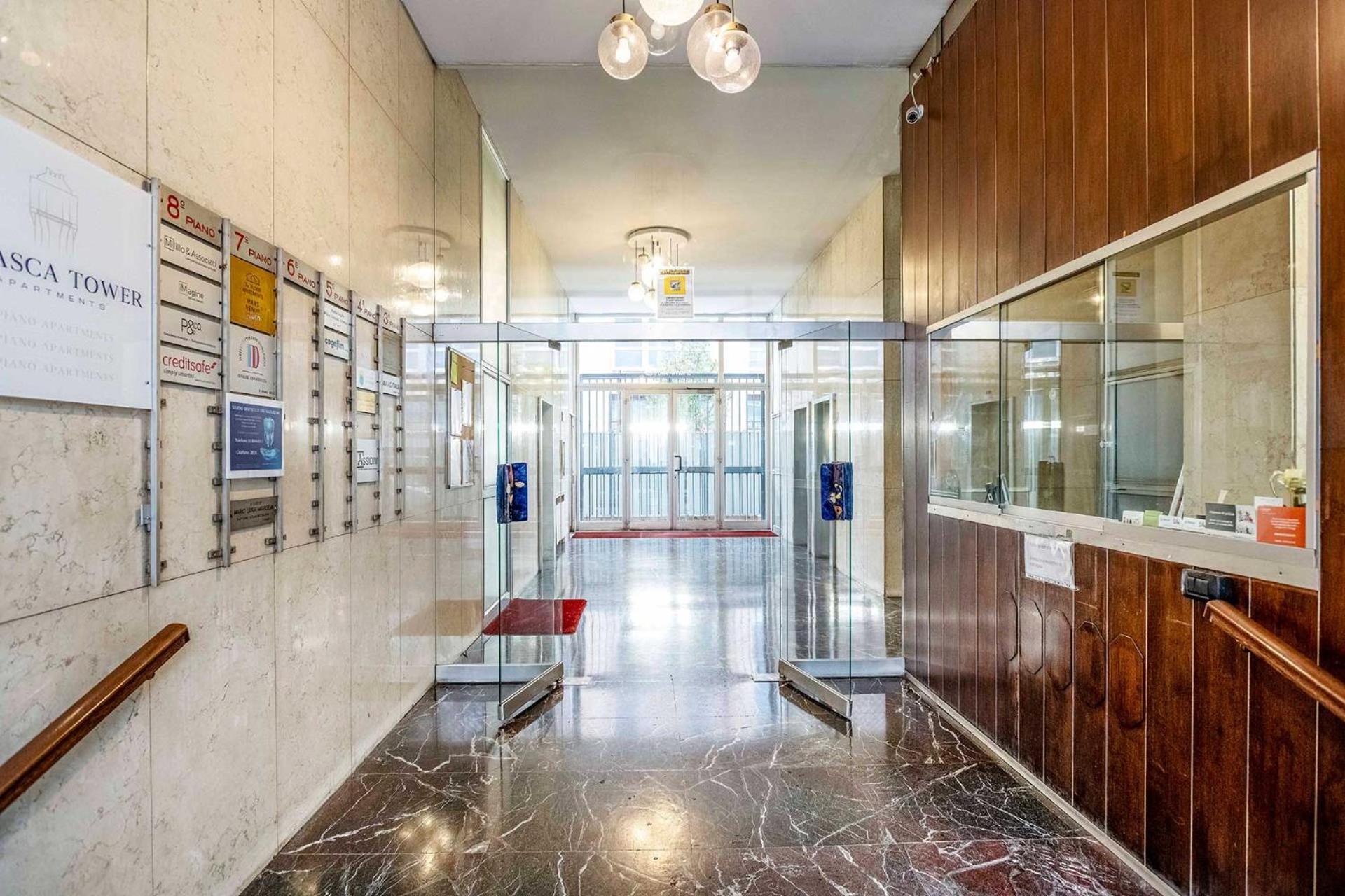 Velasca Tower Apartments Milano Exterior foto